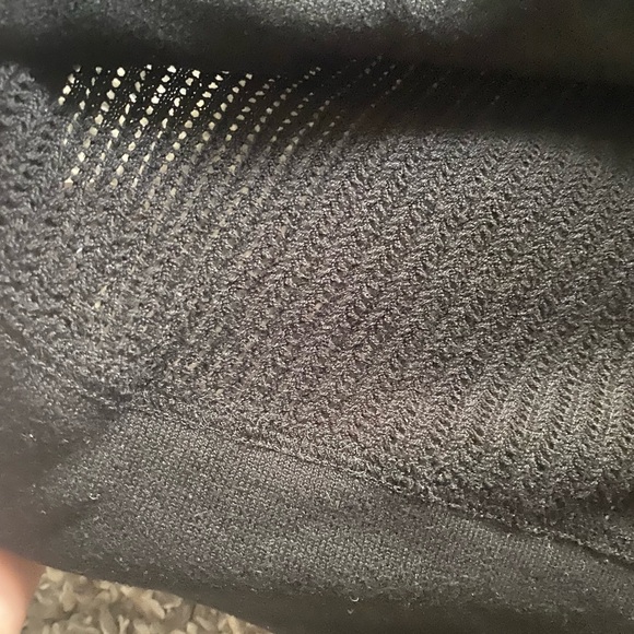 LACOSTE black crochet t shirt - Picture 4 of 7